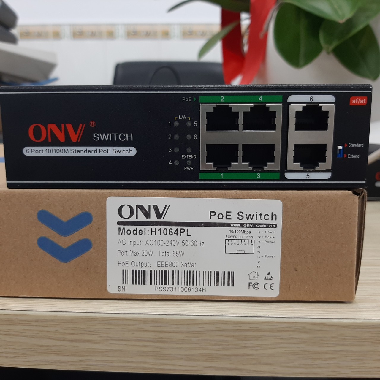 Switch Poe Onv 4 cổng + 2 Uplink-Hàng Nhập Khẩu