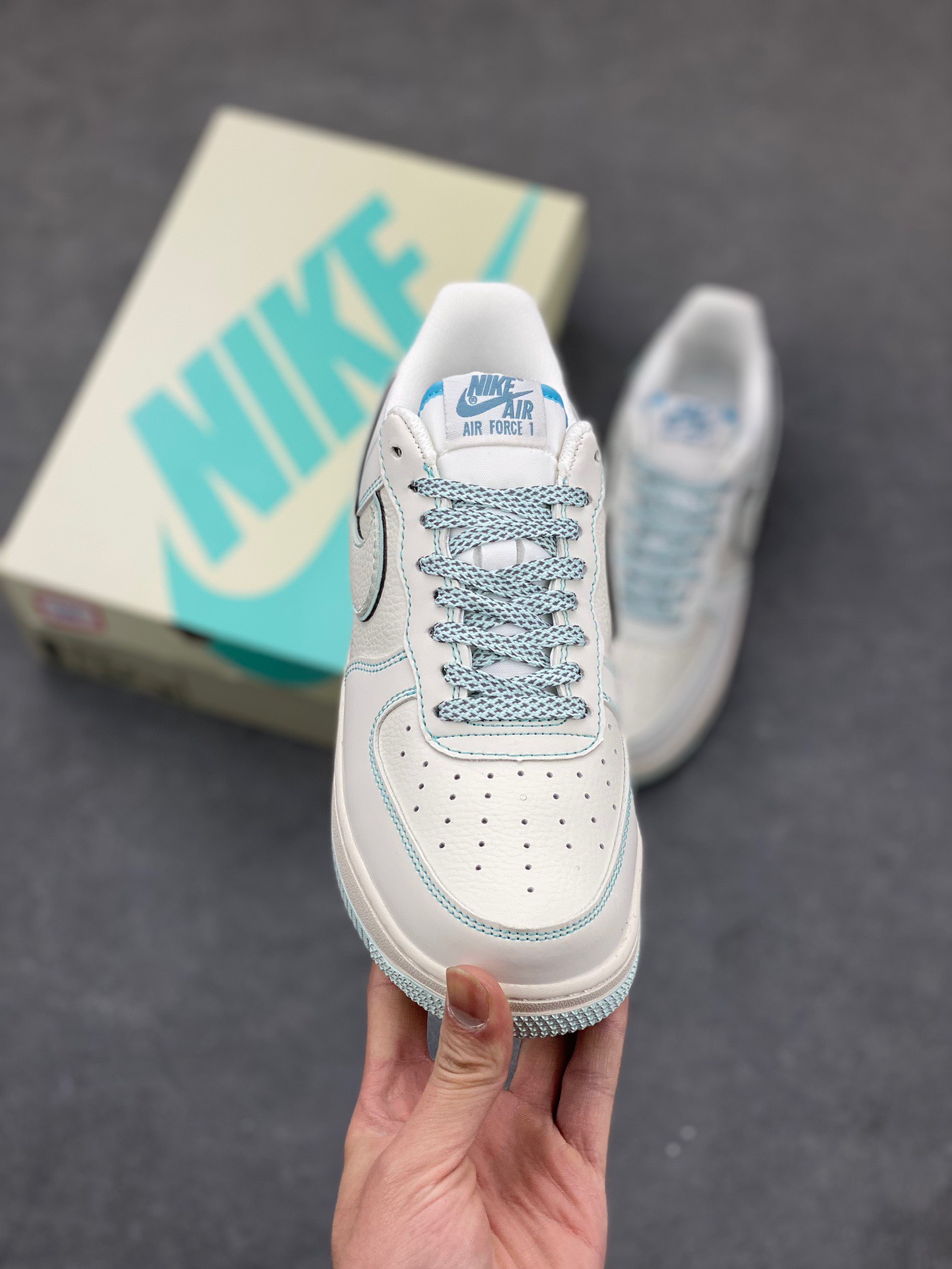 Giày sneaker Nữ - Undefeated x N1ke Air Force 1 Low / Size 36-40