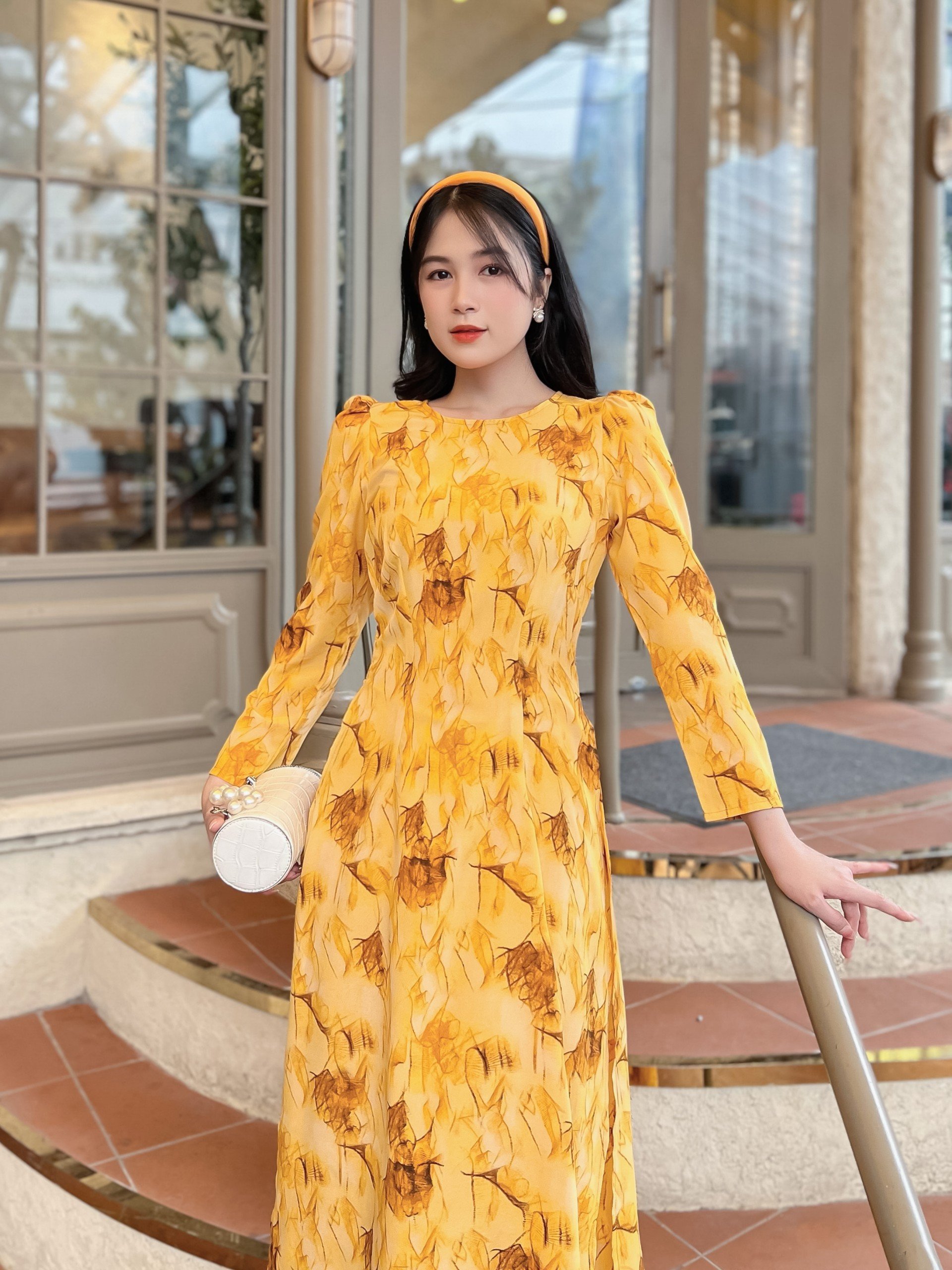 SÉT ÁO DÀI TRUYỀN THỐNG CỔ TRÒN PHỐI TAY PHỒNG CAO CẤP
