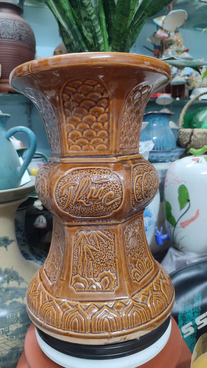 Đôn khoét cao Bát Tràng