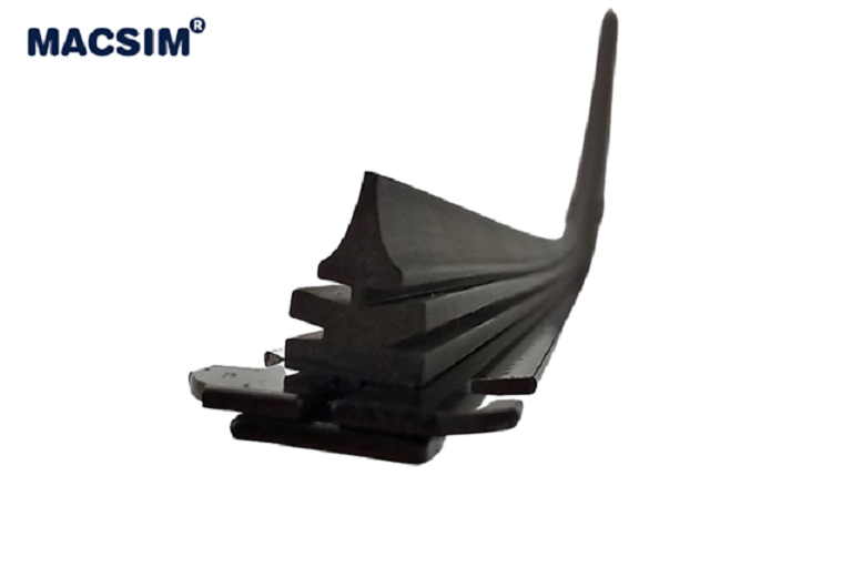 Combo/bộ cần gạt nước mưa ô tô Nano Silicon Macsim cho xe Mustang T70 2015-2018