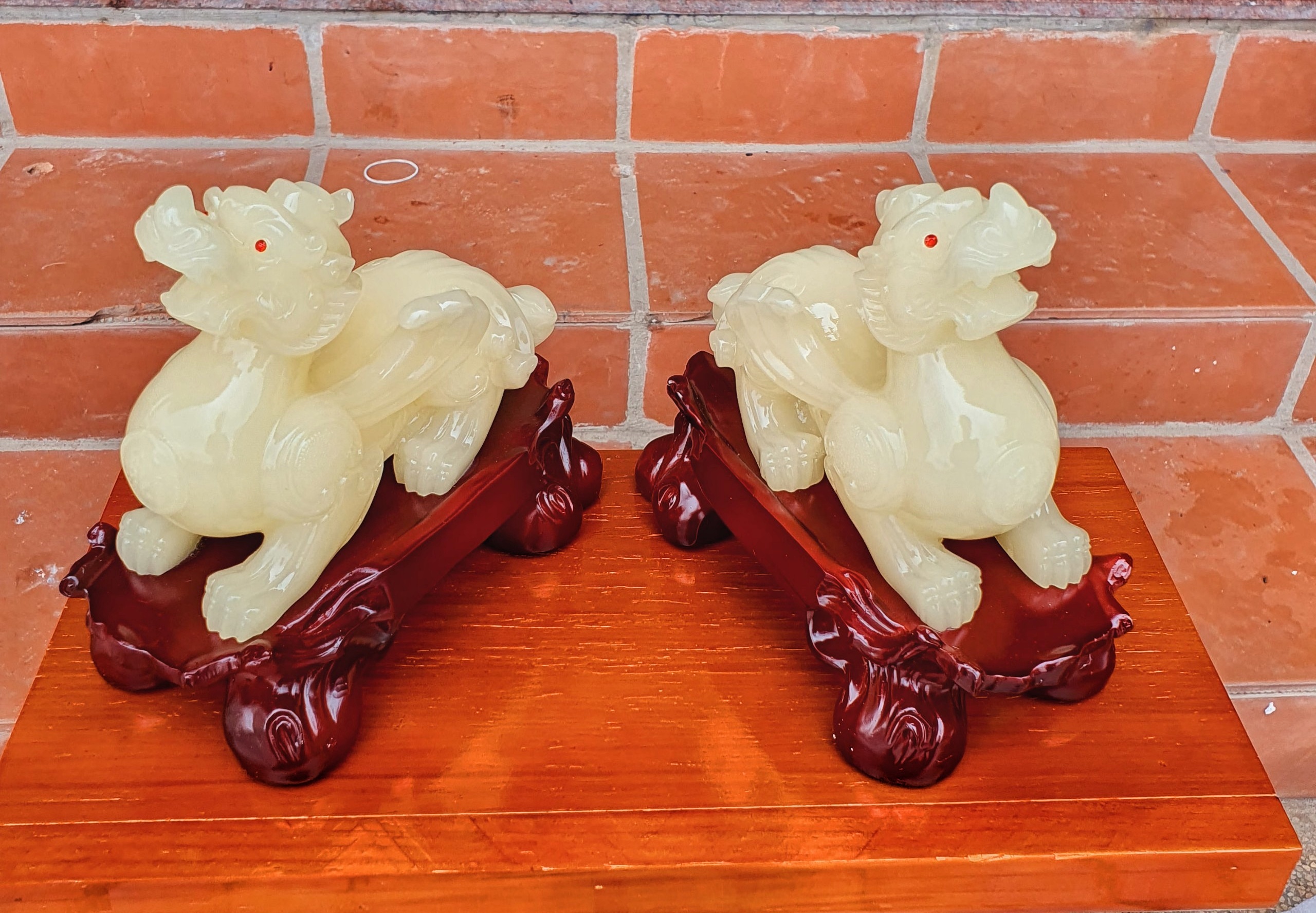 Cặp Tỳ Hưu Phong Thủy Chiêu Tài Hút Lộc Cao 20cm – Trắng