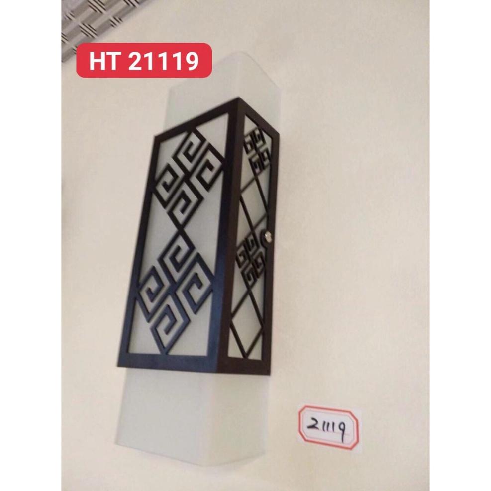 Đèn tường hắt hình chữ nhật hai đầu, chao thủy tinh cao cấp HT21
