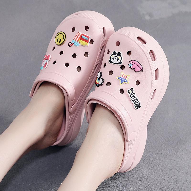 Dép bánh mì cross nữ đế cao SUNNY kèm Sticker cao 6 CM, dép sục nữ hot trend 2022