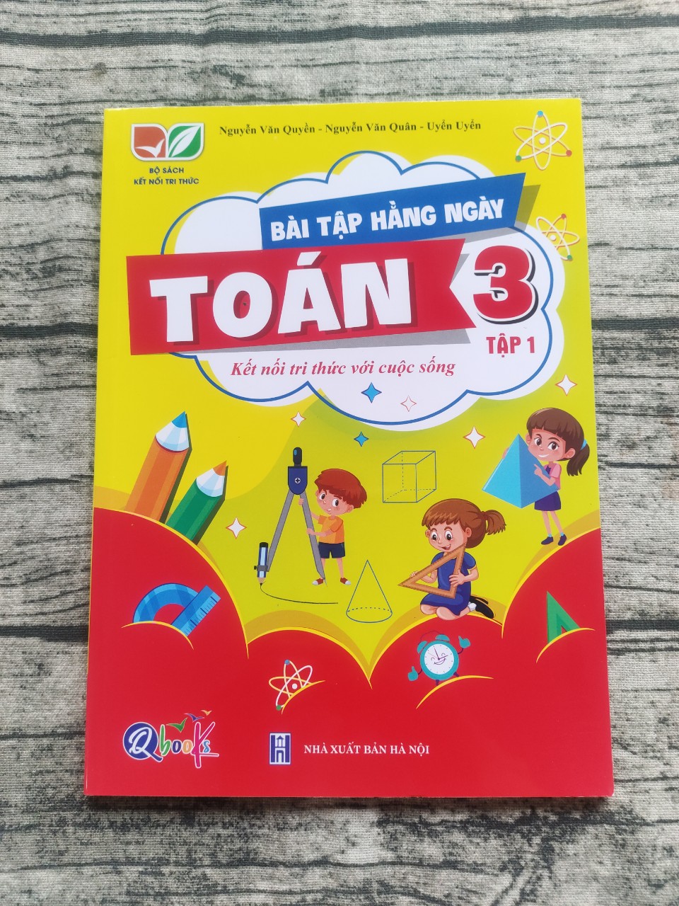 Sách - Bài Tập Hằng Ngày Toán 3 - Tập 1 - Kết Nối Tri Thức Với Cuộc Sống