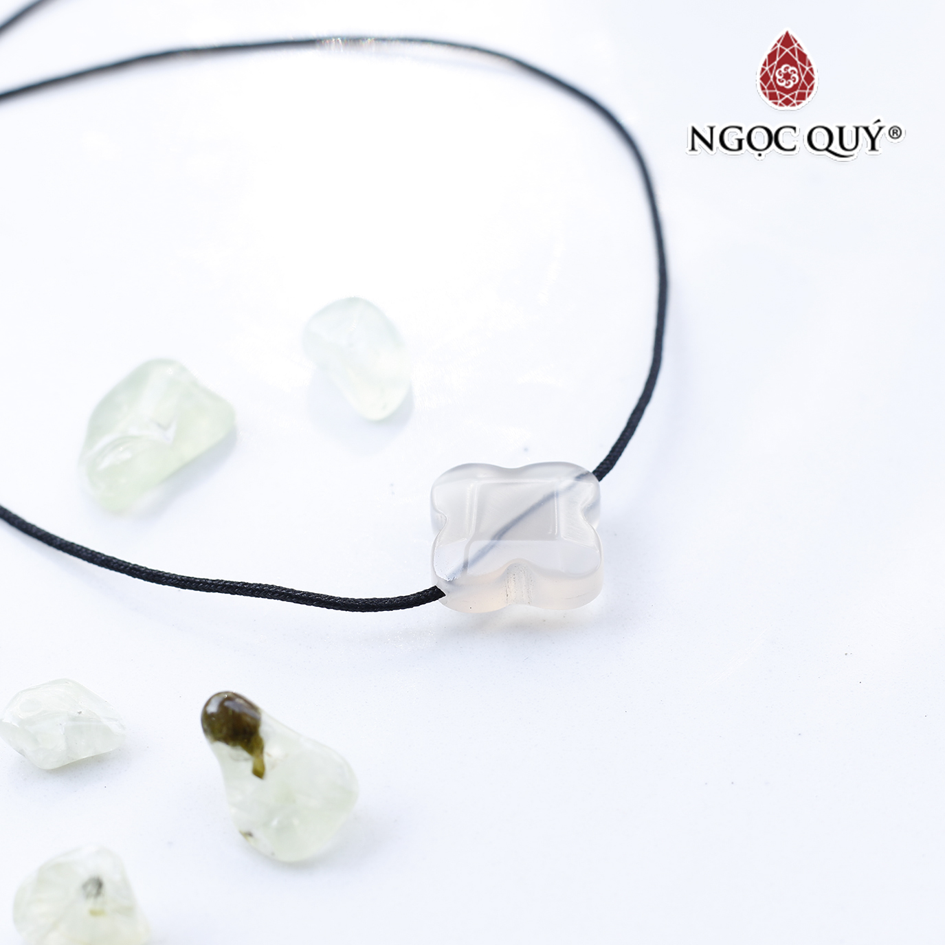 Mặt dây chuyền thánh giá xỏ ngang đá mã não trắng 14.5x14.5x6mm mệnh thủy, kim - Ngọc Quý Gemstones