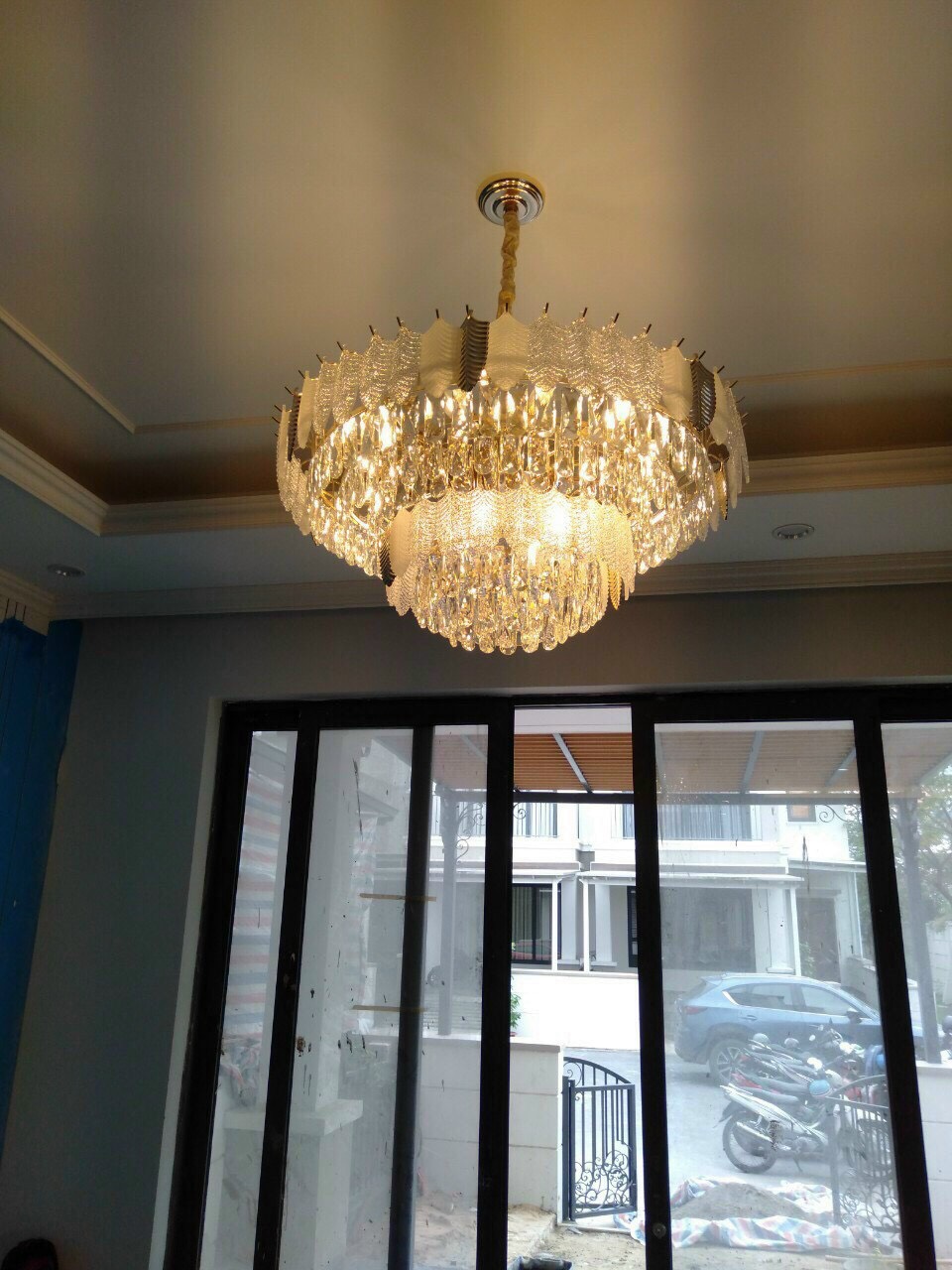 Đèn chùm ERIN pha lê cao cấp trang trí nhà cửa hiện đại, sang trọng