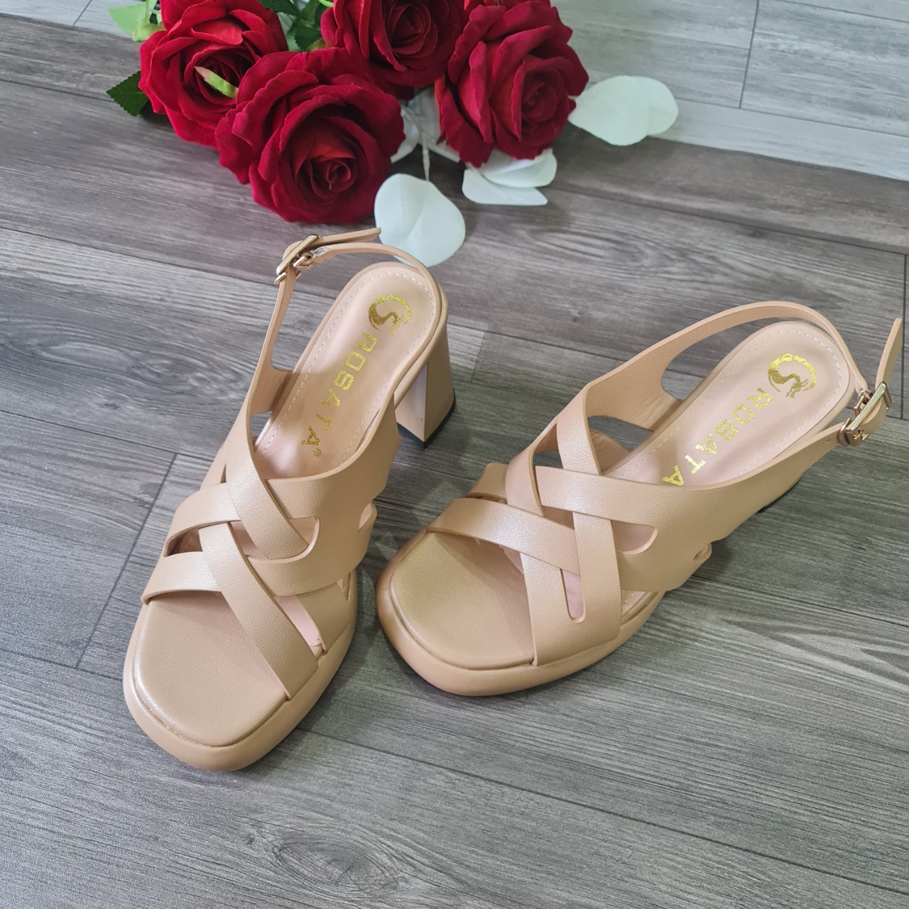 Sandal nữ đan dây, gót vuông, quai cài sau ROSATA RO596 cao 7p - Nude - HÀNG VIỆT NAM - BKSTORE