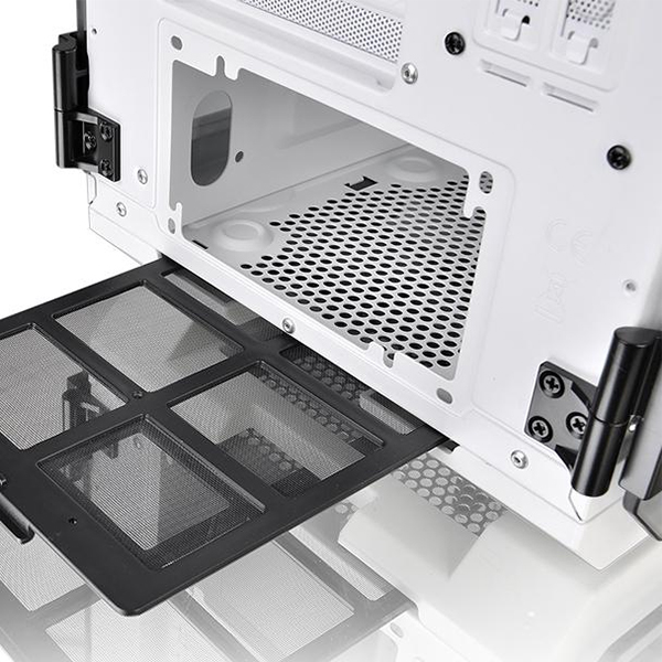 Case Thermaltake View 71 RGB Tempered Glass
