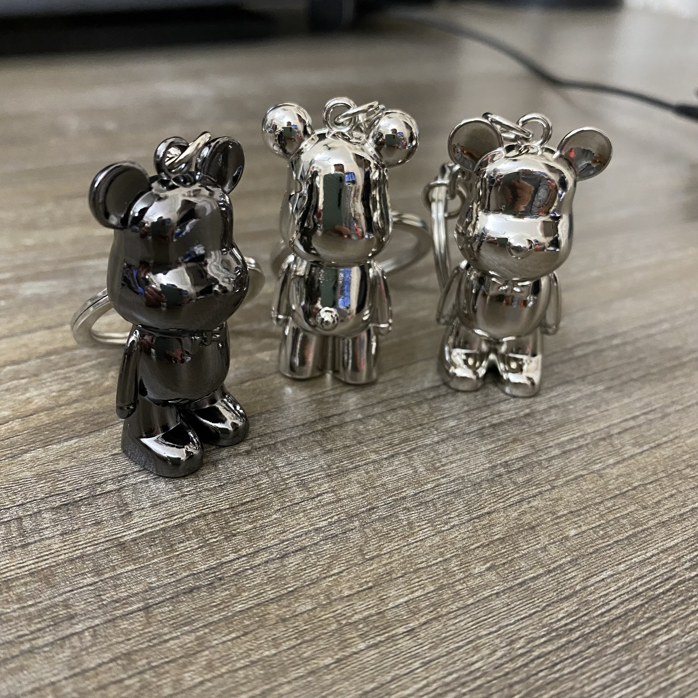 Móc khóa hình gấu bearbrick 3D thép không gỉ