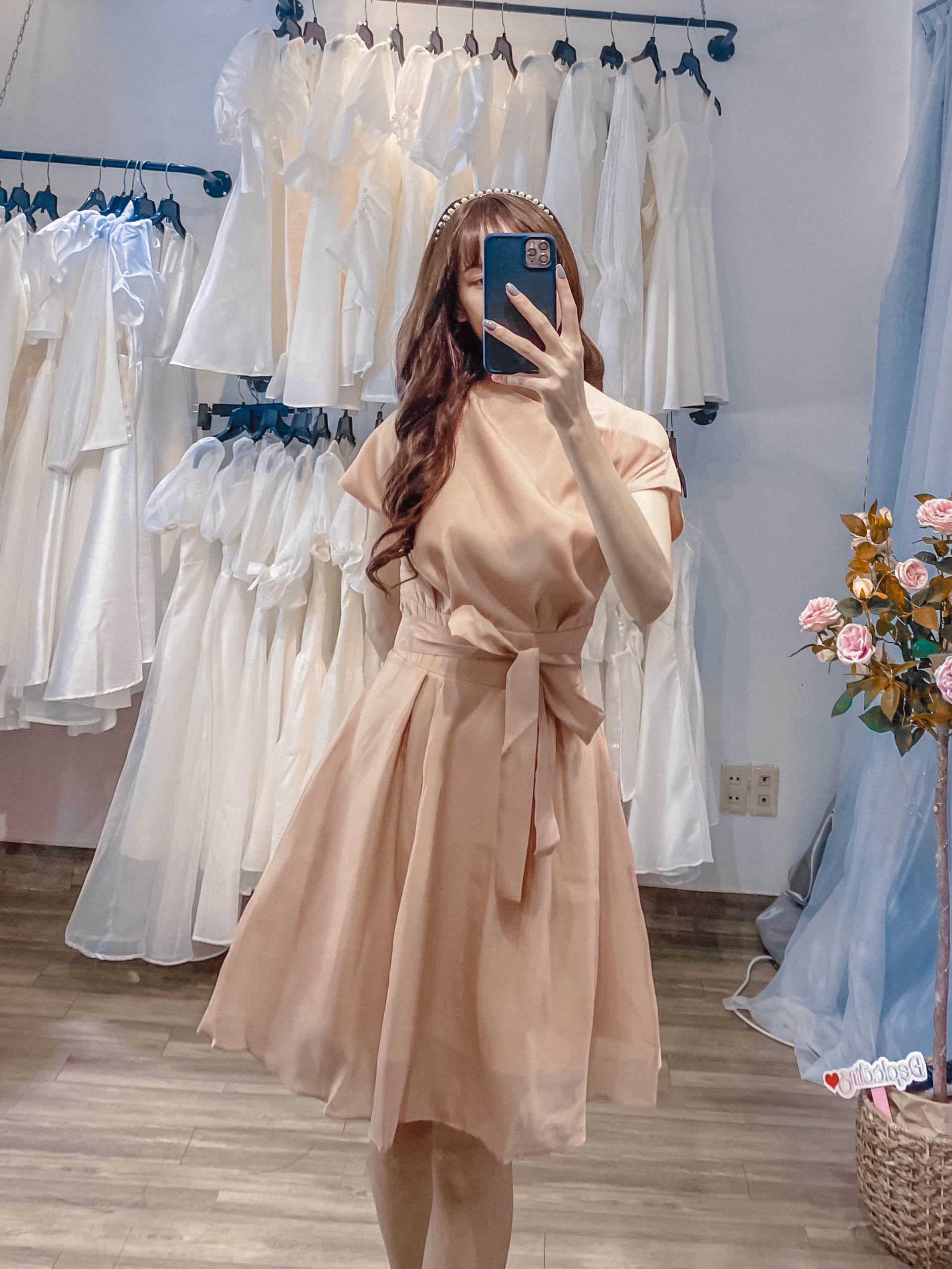 Đầm lệch vai 1 bên