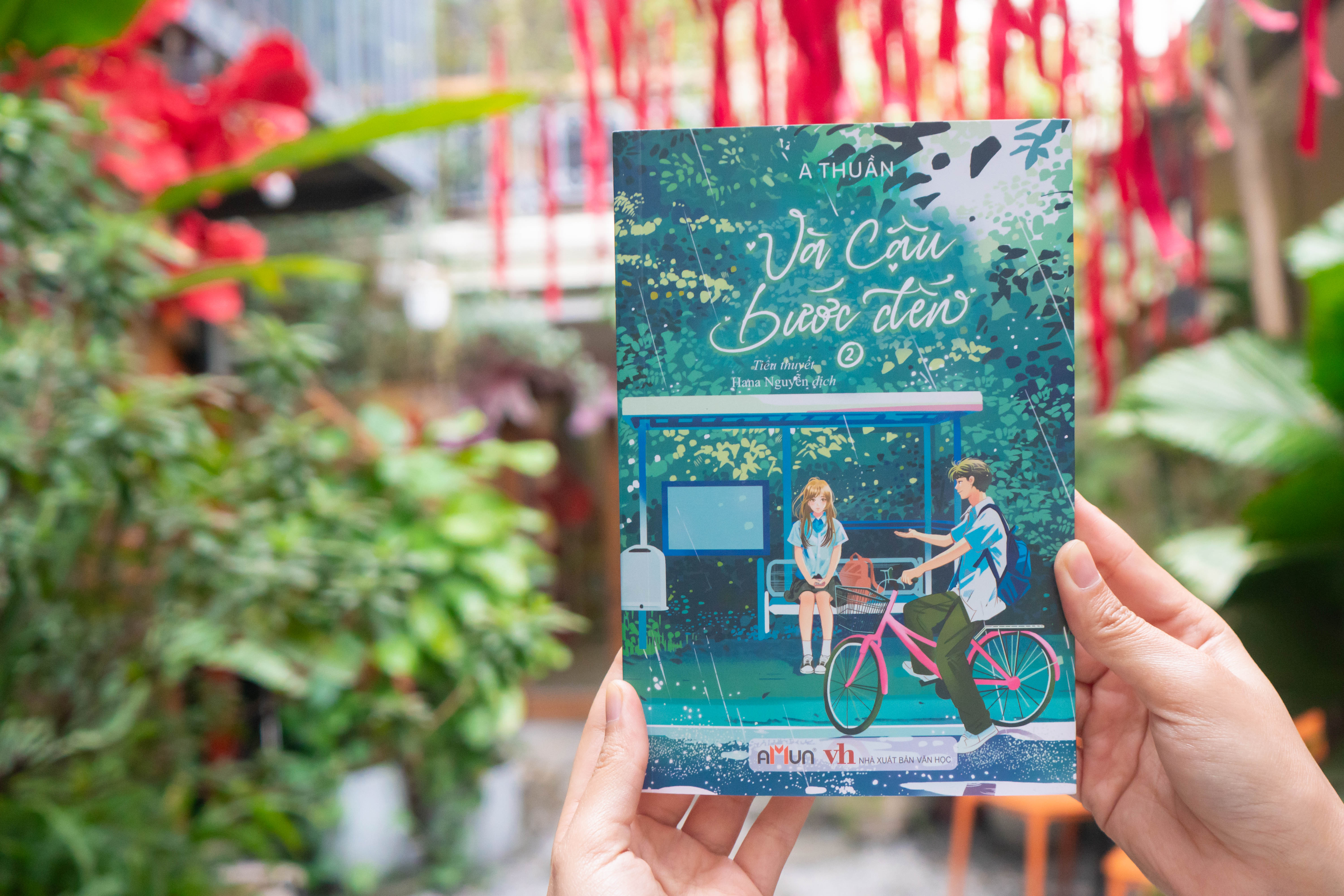 Sách Và Cậu Bước Đến