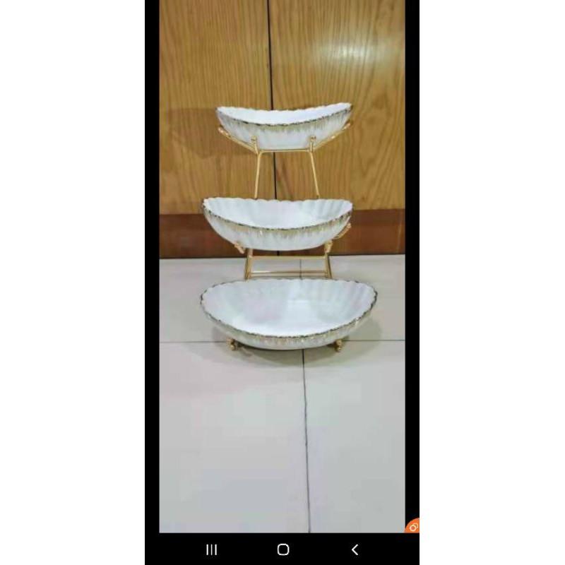 KHAY ĐỰNG BÁNH KẸO HOA QUẢ SỨ MÀU XANH CỔ VỊT HÌNH THUYỀN KHUNG KIM LOẠI MẠ VÀNG 3 TẦNG