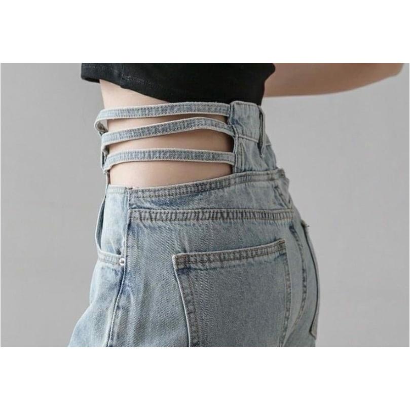 Quần jeans nữ ống rộng khoét eo đan dây
