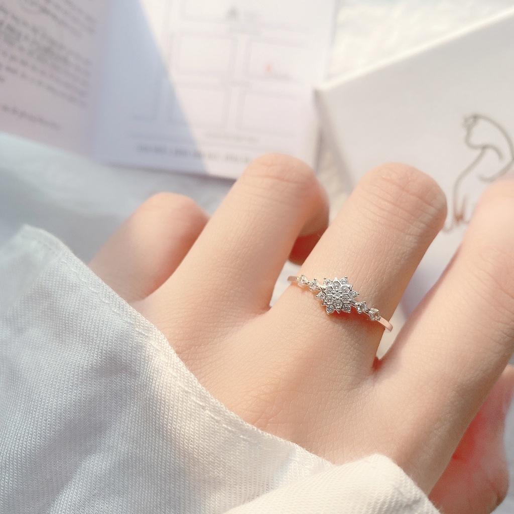 Nhẫn bạc nữ Miuu Silver, nhẫn nữ bông hoa tuyết đính đá Snow Flakes Ring