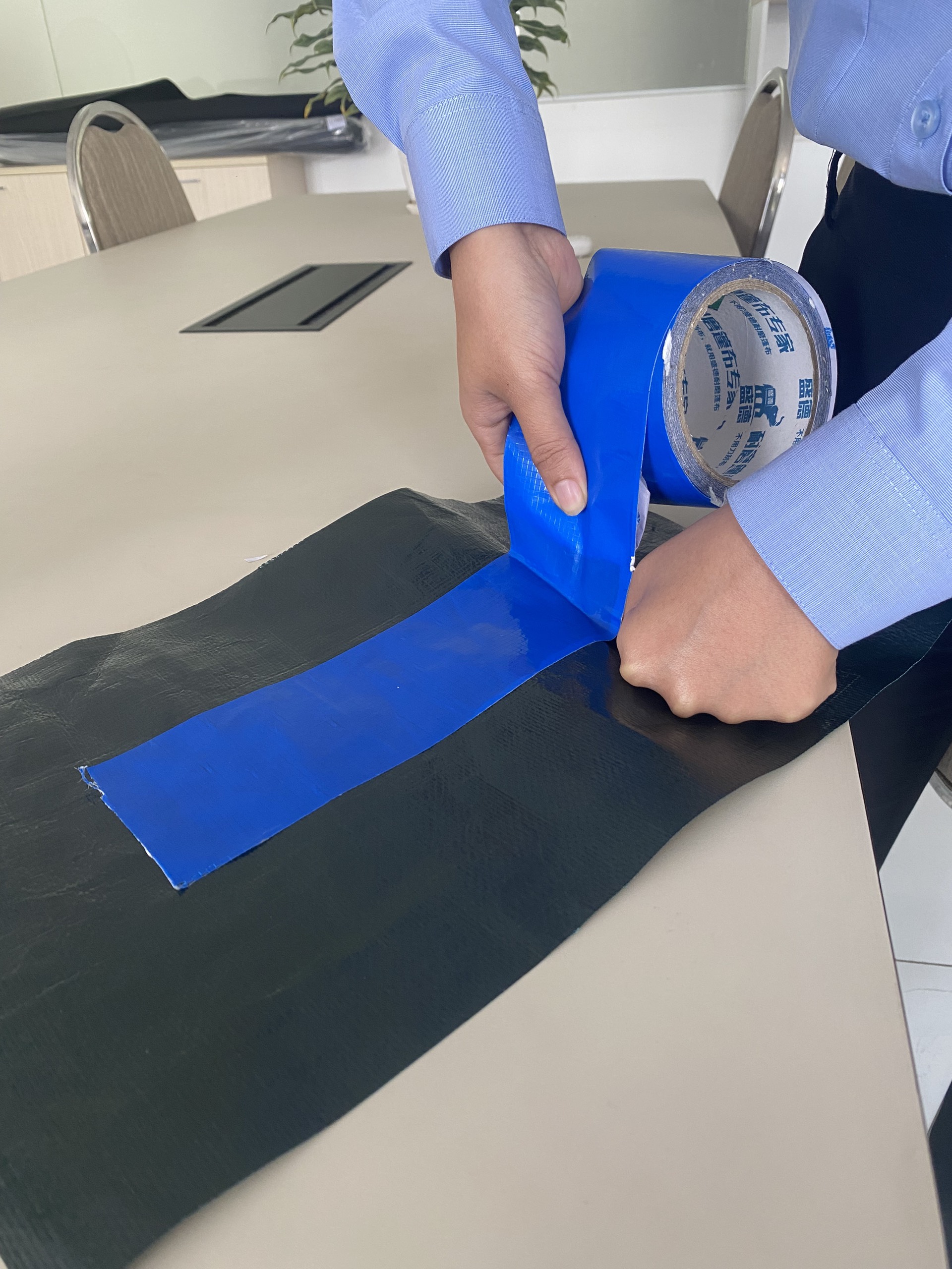 Băng keo vá bạt 8cmx80cm nhựa PE, HDPE cao cấp siêu dính