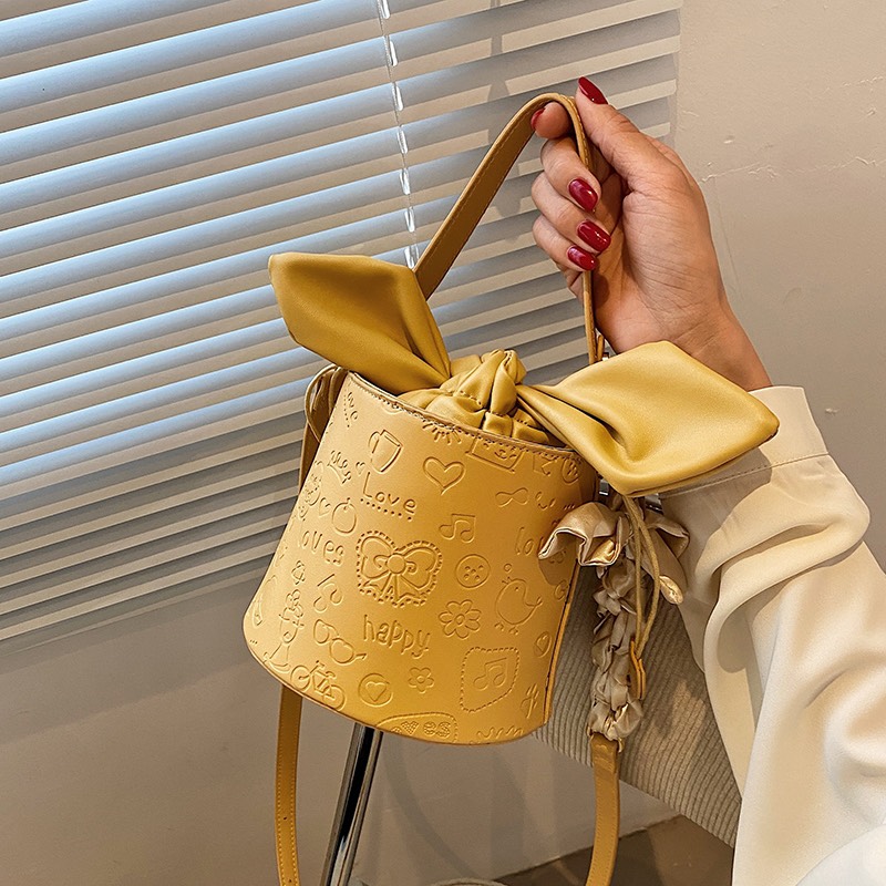 Túi Da Tròn Thắt Nơ Xinh Xắn