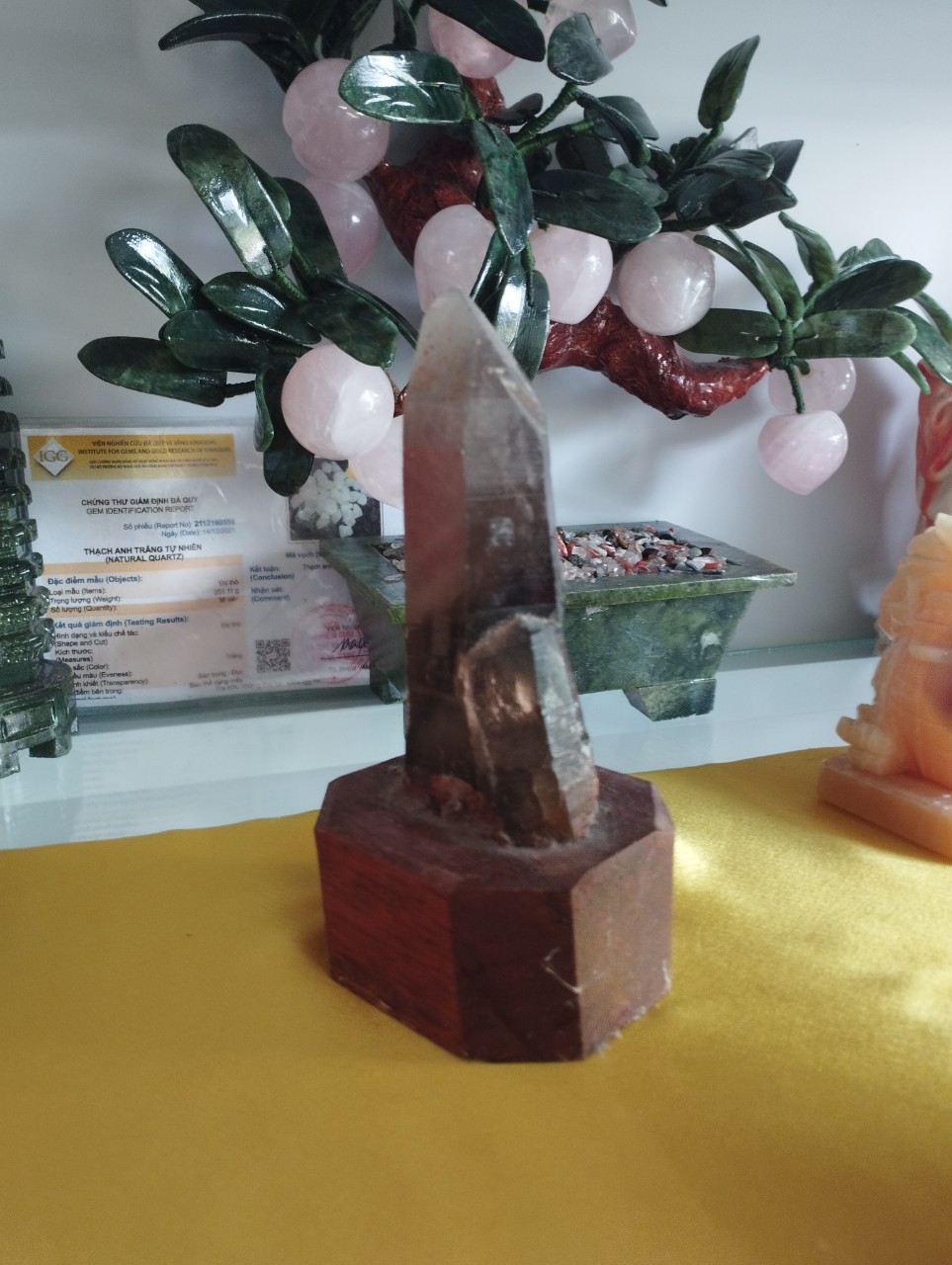 Trụ đá phong thuỷ Thạch khói thiên nhiên