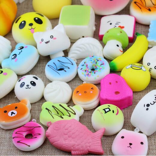 30 móc khóa squishy dẻo hình dáng ngẫu nhiên