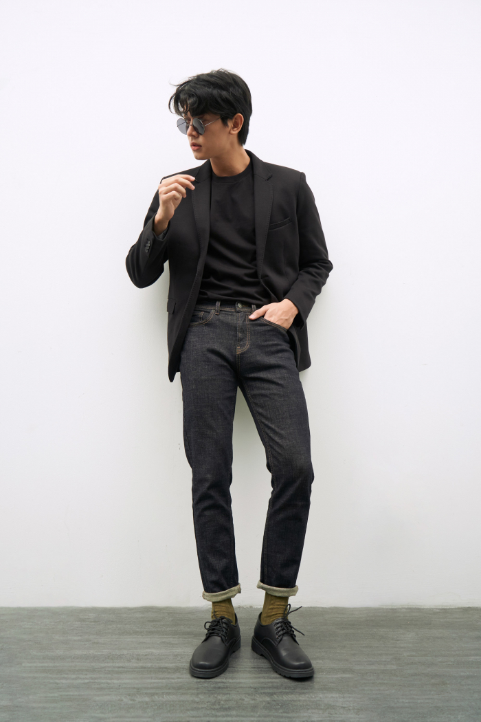 ROUTINE - Quần jeans tiêu navy xanh đậm chỉ nổi màu vàng form slimfit - 10F20DPA103CR2 | LASTORE MENSWEAR