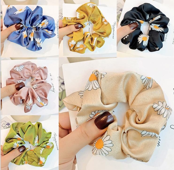 Dây buộc tóc Scrunchies lụa in hoa cúc HD98