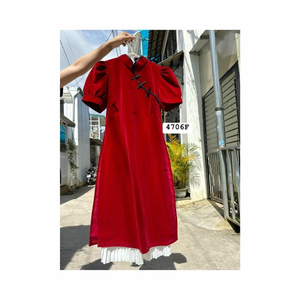 Set áo dài nhung đỏ cổ tàu kèm chân váy dập ly trắng mẫu thảo xinh shop đi chùa chúc tết