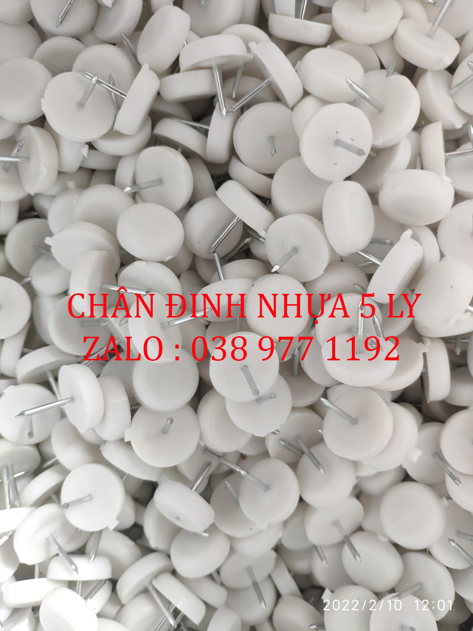 Chân đinh nhựa chống trầy 5mm, 7mm , Đinh nhựa đóng dưới chân bàn ghế có ma sát không bị trơn (đóng gói 500g)