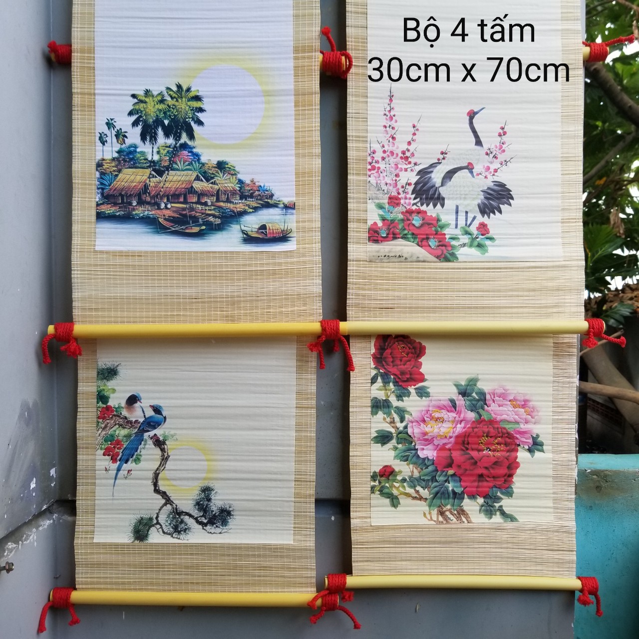 Bộ 4 mành tre viết thư pháp kích thước 30cm x 70cm. Nghiêng giấy bút mực viết thư pháp