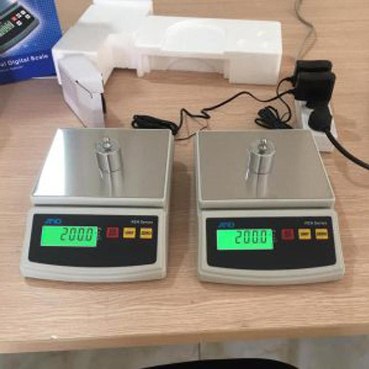 Cân điện tử nhà bếp AND FEH 6kg/1g, sản phẩm dùng để định lượng thành phần thức ăn, cafe, nguyên liệu