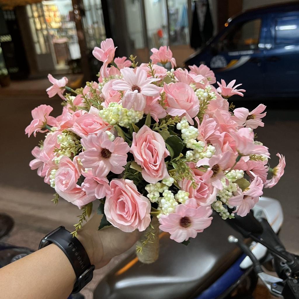 Hoa cưới cầm tay cho mùa cưới mới 2021-2022 hoa hồng nhăn Giangpkc