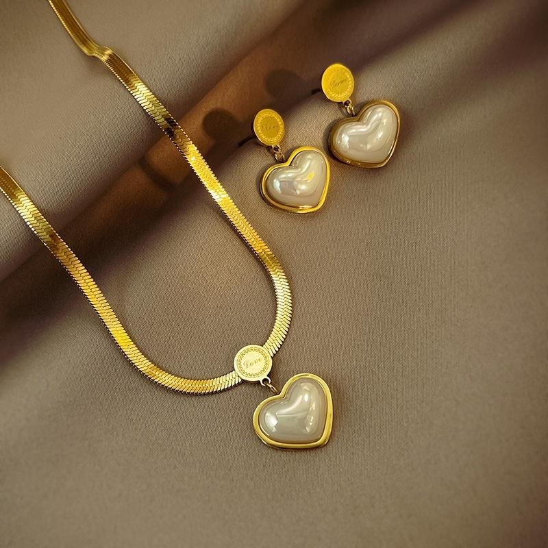 (Titan không đen) Set bộ trang sức nữ trái tim lớn dây chuyền bông tai nữ Ring House