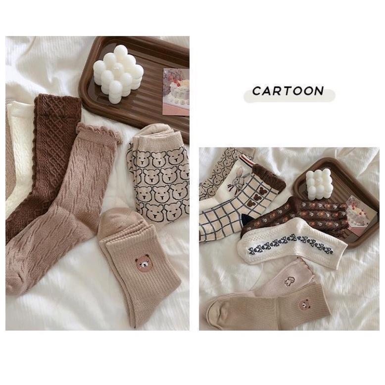 Tất nữ cổ cao Vintage thêu hoạ tiết phong cách Hàn Quốc dày dặn thấm hút tốt - Vớ cotton tone Nâu cổ điển
