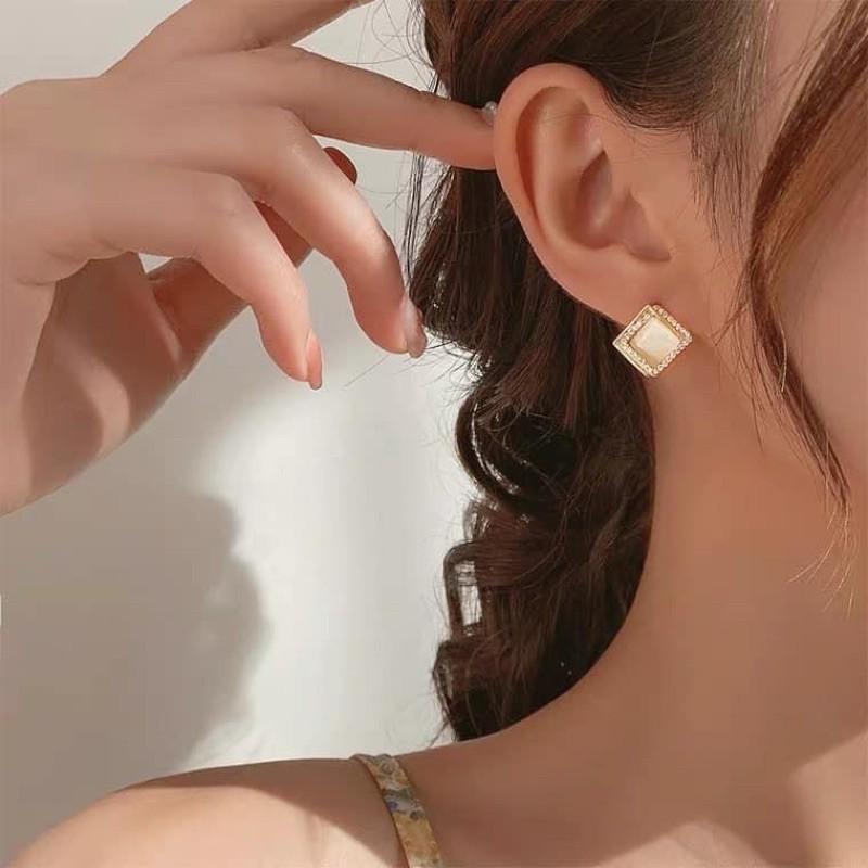 Khuyên tai nữ đính đá hạt ngọc thanh lịch kiểu hàn quốc Bisou accessories