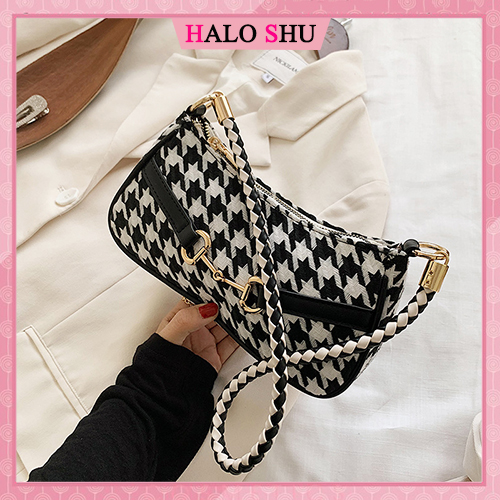 Túi xách nữ, túi cắp nách khoá móc chất da hoạ tiết đen trắng phù hợp đi chơi HALO SHU size 22 mã DC0054