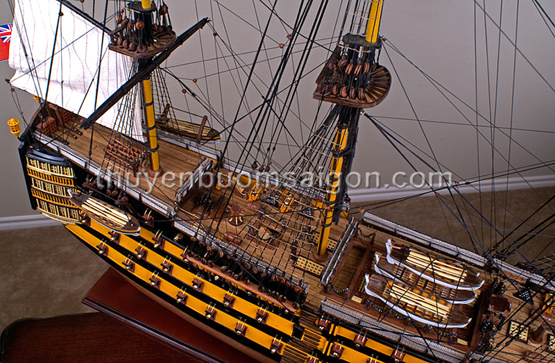 Thuyền buồm phong thủy HMS Victory dài 120cm