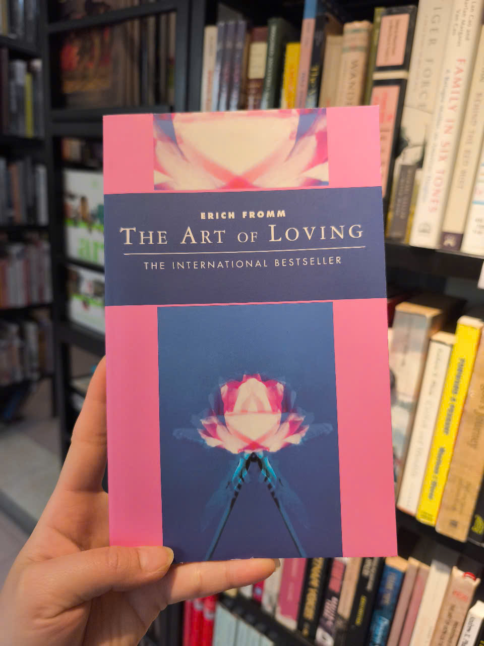 Sách - The Art of Loving by Erich Fromm - Bìa mềm, tiếng anh