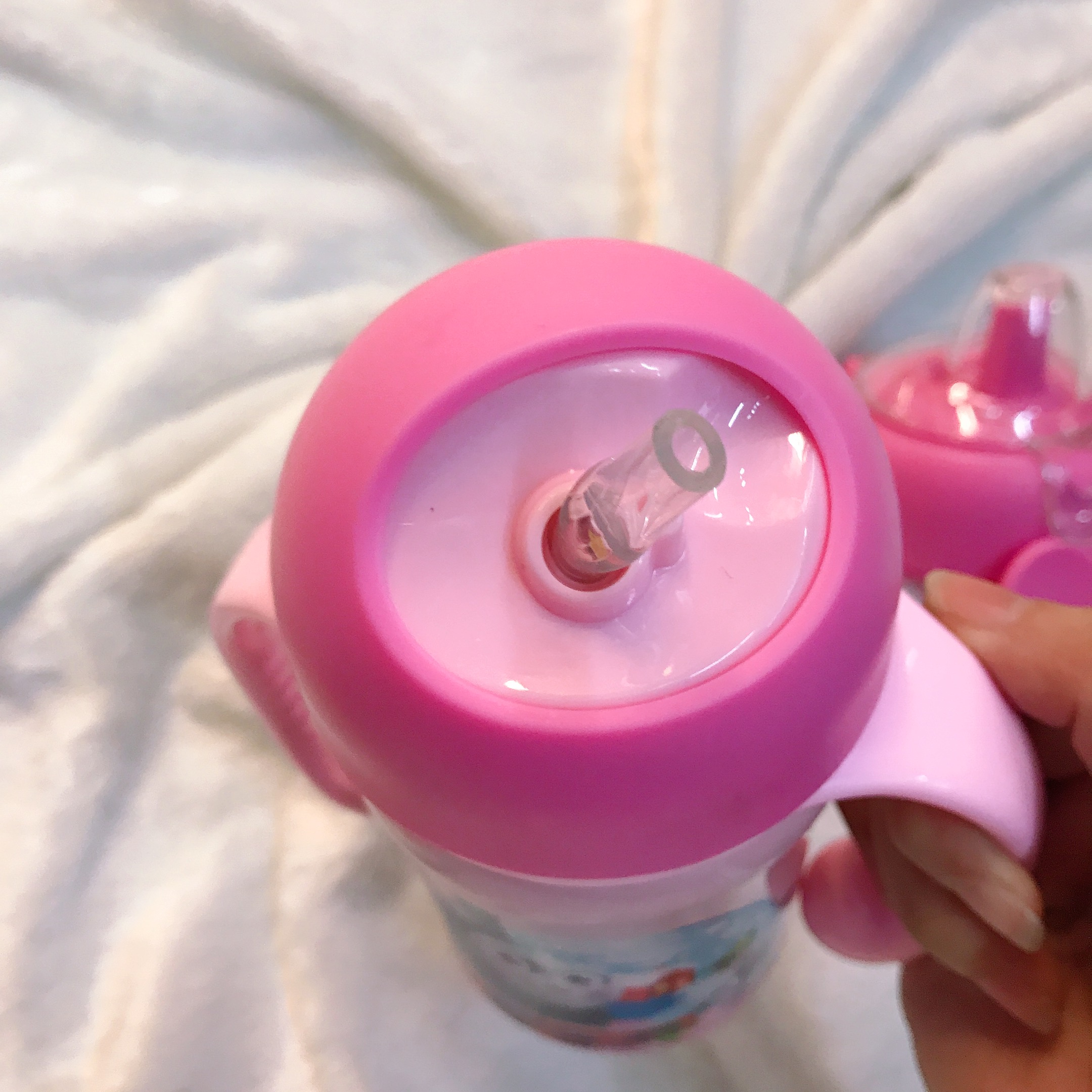 Bình nước giữ nhiệt 2 quai cầm kèm 2 nắp thay hình xe lửa Thomas màu hồng nhạt cho trẻ em, bé trai  - TM4506-HN