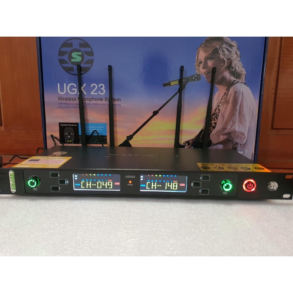 Micro không dây karaoke SH.U.RE UGX23, 4 râu bắt sóng cực khỏe , tự ngắt , chống hú tốt - hàng chuẩn loại 1