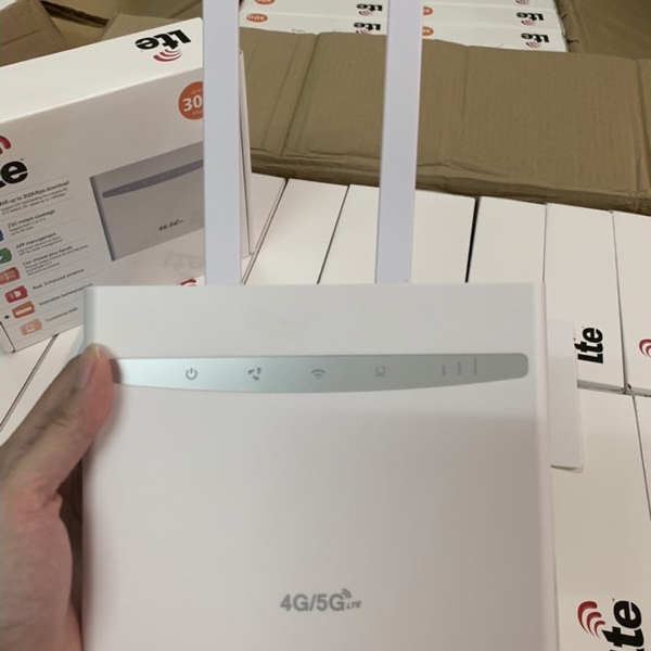 Phát wifi từ sim 4G/5G LTE B525 sóng siêu mạnh siêu xa - dùng nguồn trực tiếp 12V (trắng)