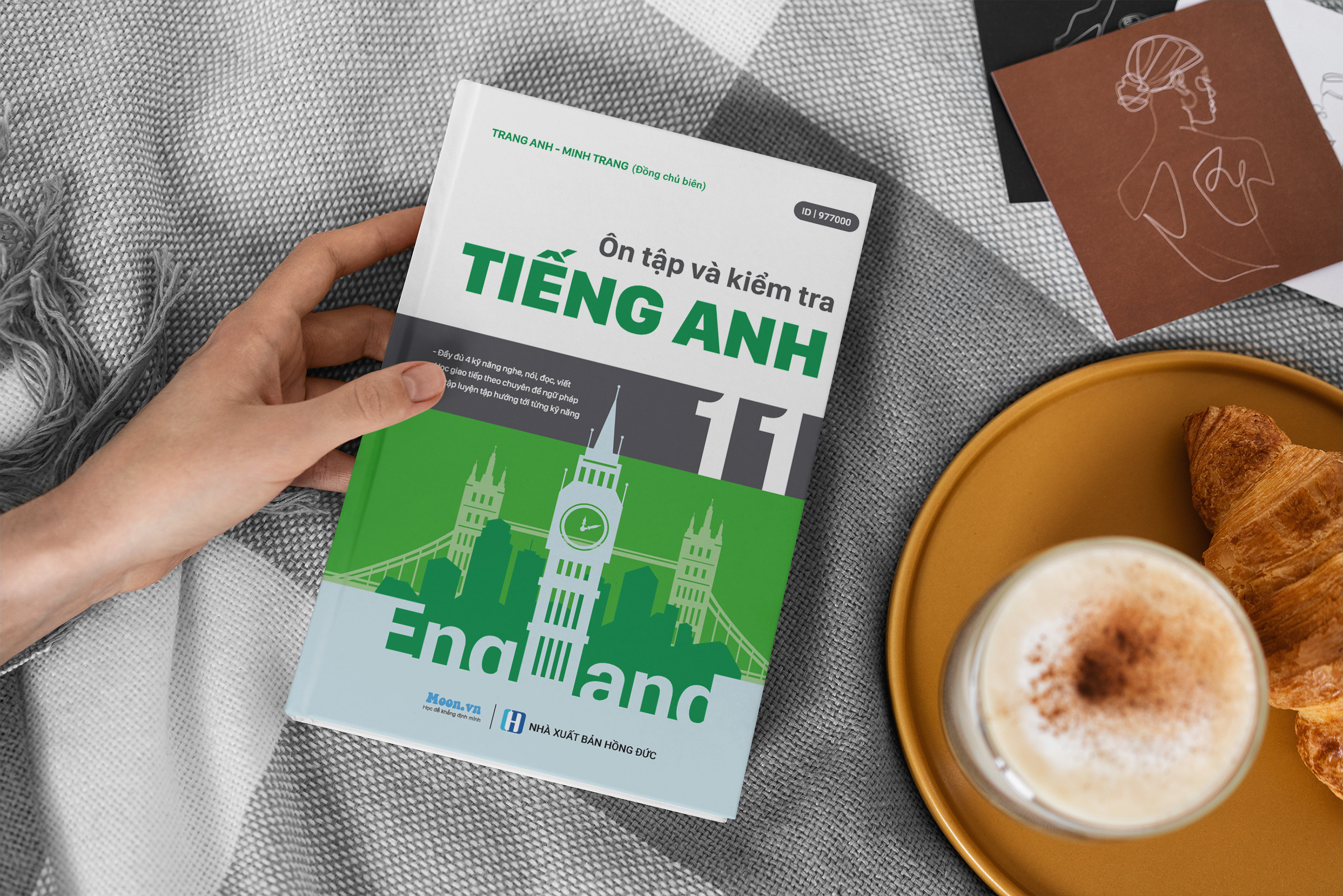 Sách Tiếng Anh Cô Trang Anh: Ôn Tập Và Kiểm Tra Tiếng Anh Lớp 11