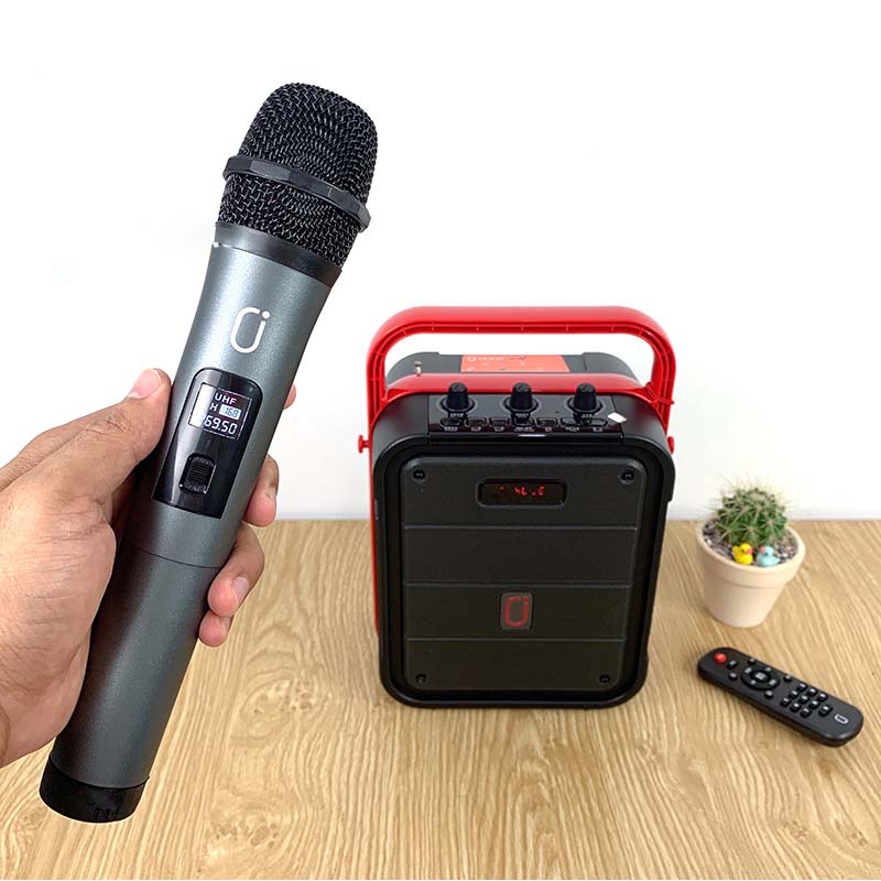 Loa karaoke JYX MS61BT - Loa xách tay mini du lịch tiện lợi - Tặng kèm 1 micro không dây - Đầy đủ kết nối Bluetooth, AUX, USB, TF card, FM - Có thể thay thế loa trợ giảng - Thiết kế đẹp mắt, âm thanh trầm ấm, sắc nét - Hàng nhập khẩu