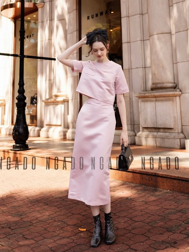 Set áo váy hồng ngắn tay NGADO , váy nữ , set đồ nữ , set đồ nữ , chân váy dài phối áo cổ tròn