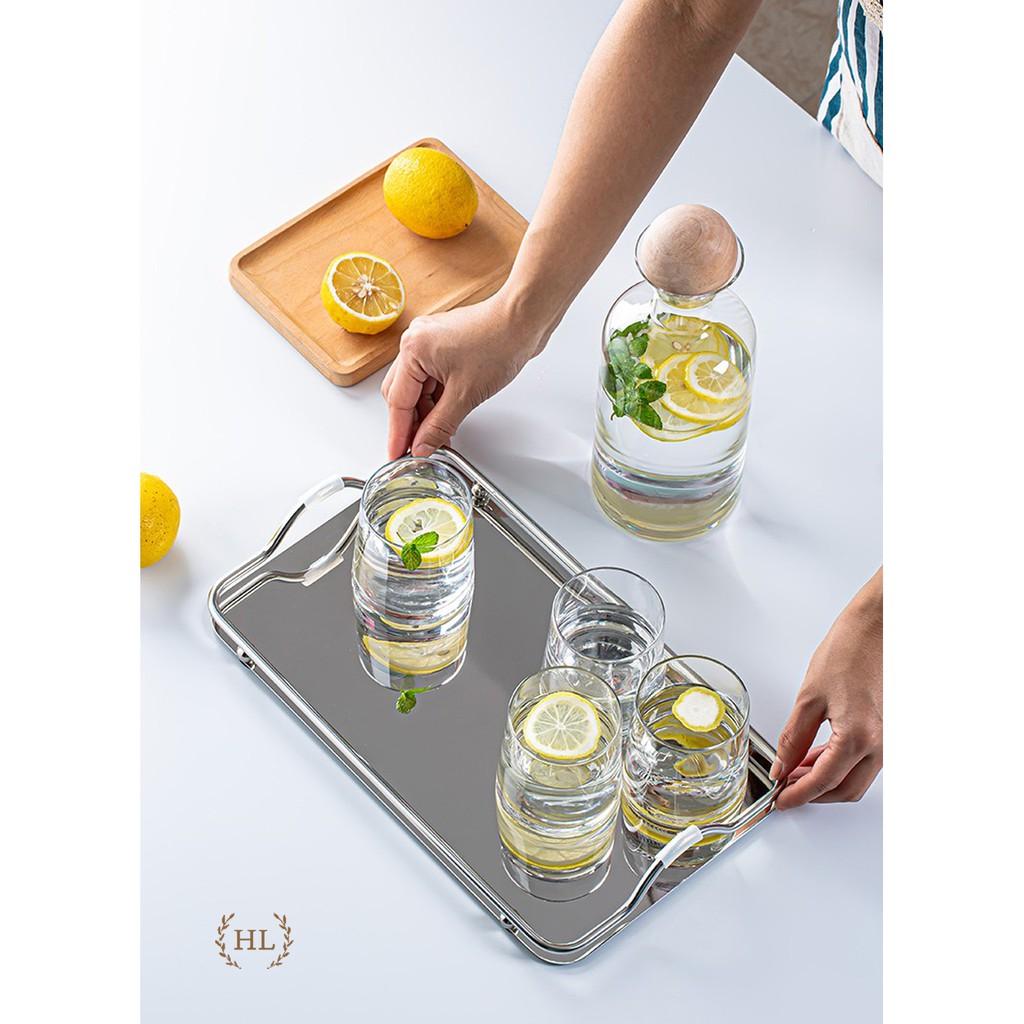 SET BÌNH CỐC THỦY TINH KÈM KHAY DECOR | BỘ BÌNH CỐC THỦY TINH KÈM KHAY SANG CHẢNH DECOR PHONG CÁCH SCANDINAVIA NÚM GỖ
