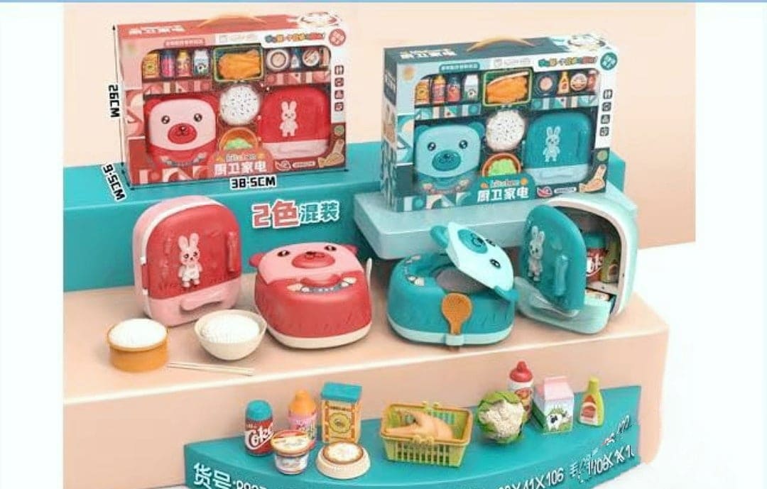 Bộ đồ chơi nhà bếp búp bê có nồi cơm điện và tủ lạnh đồng bộ kèm phụ kiện nấu ăn (giao ngẫu nhiên)
