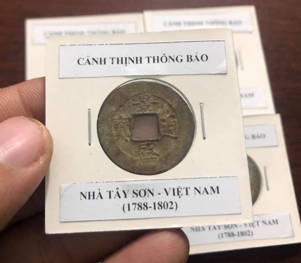 Xu lỗ vuông Cảnh Thịnh Thông Bảo, nhà Tây Sơn Việt Nam (1788-1802)