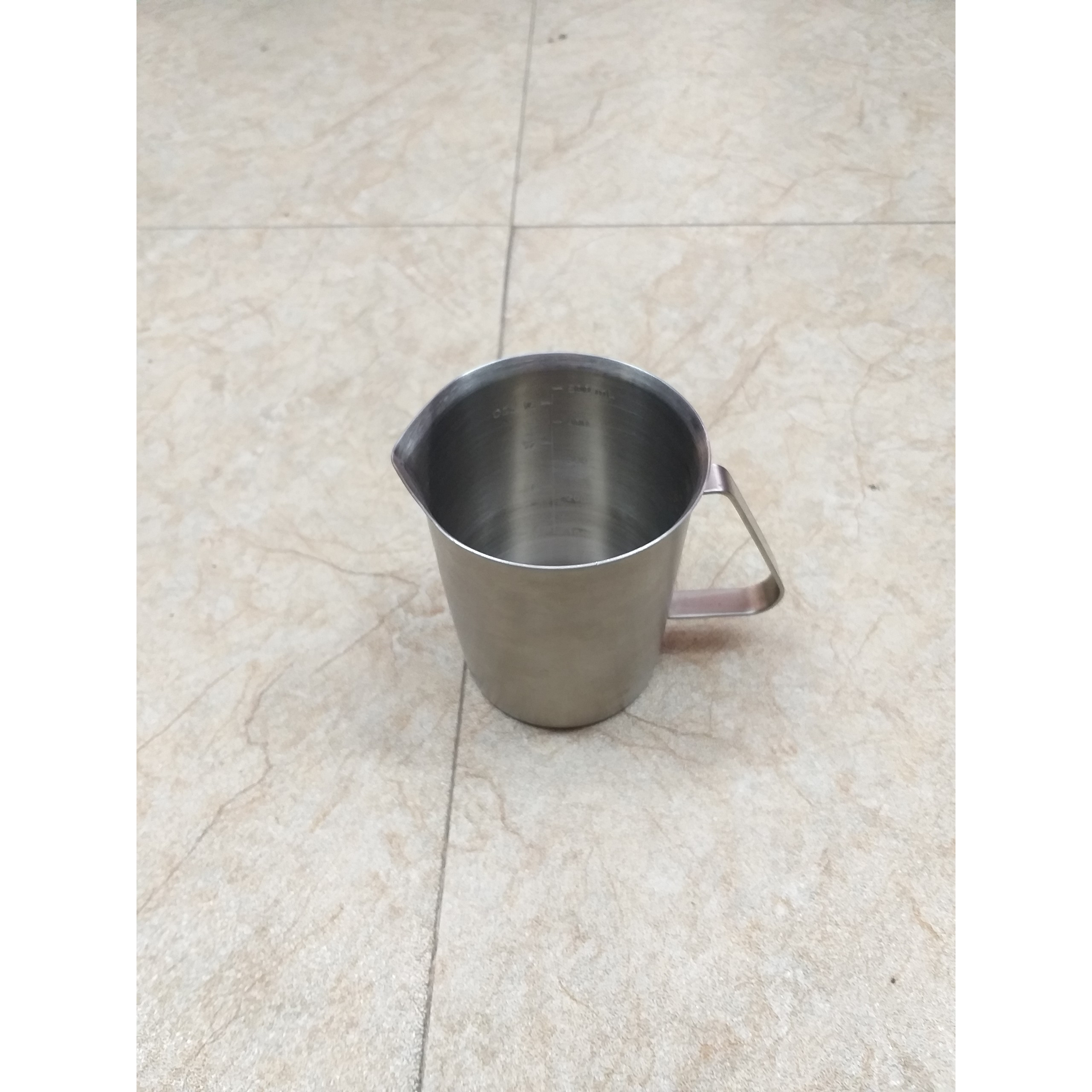 Ca đánh sữa có vạch đong inox 304 chất lượng cao - 2000ml