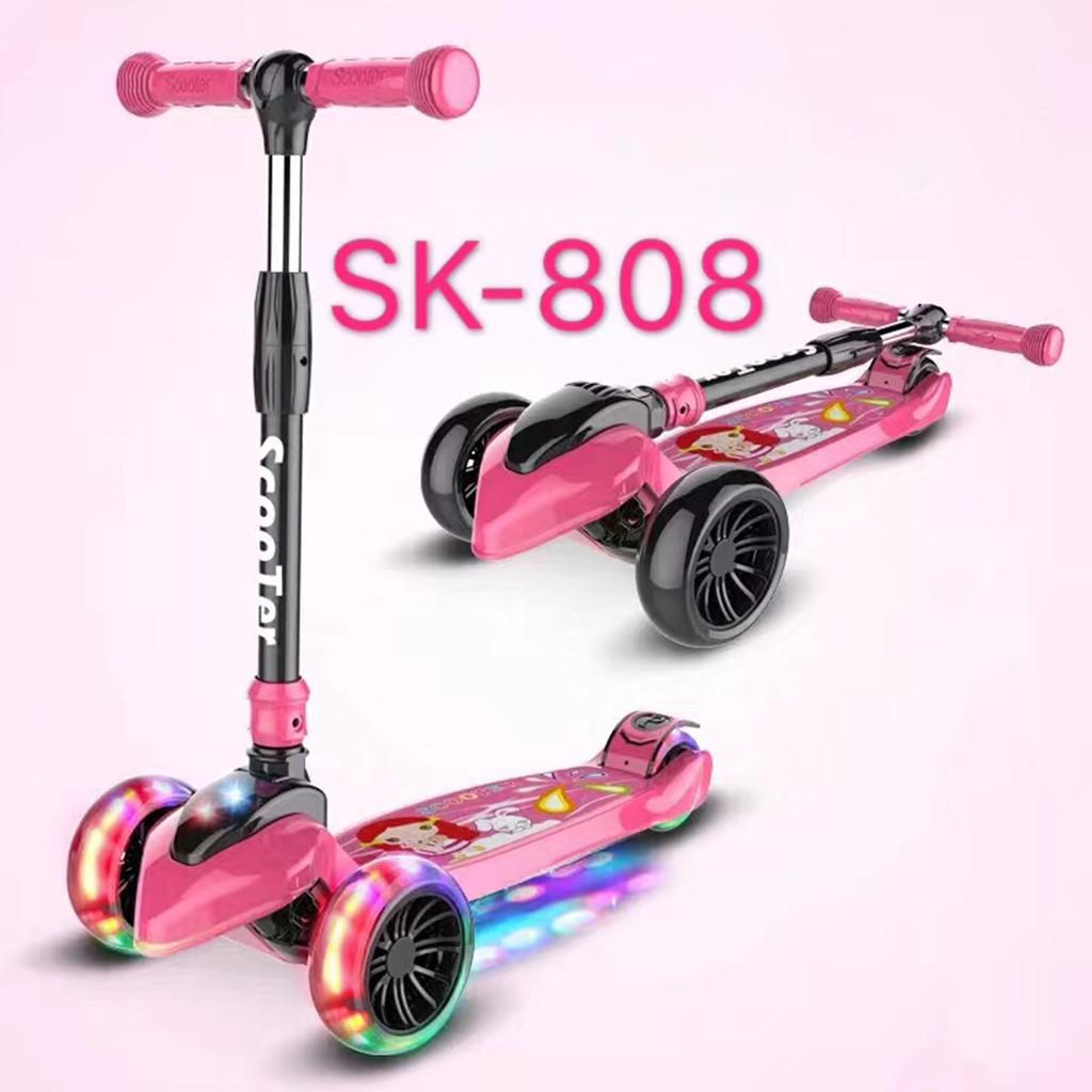 Xe trượt Scooter Sk-808 3 bánh phát sáng cho bé