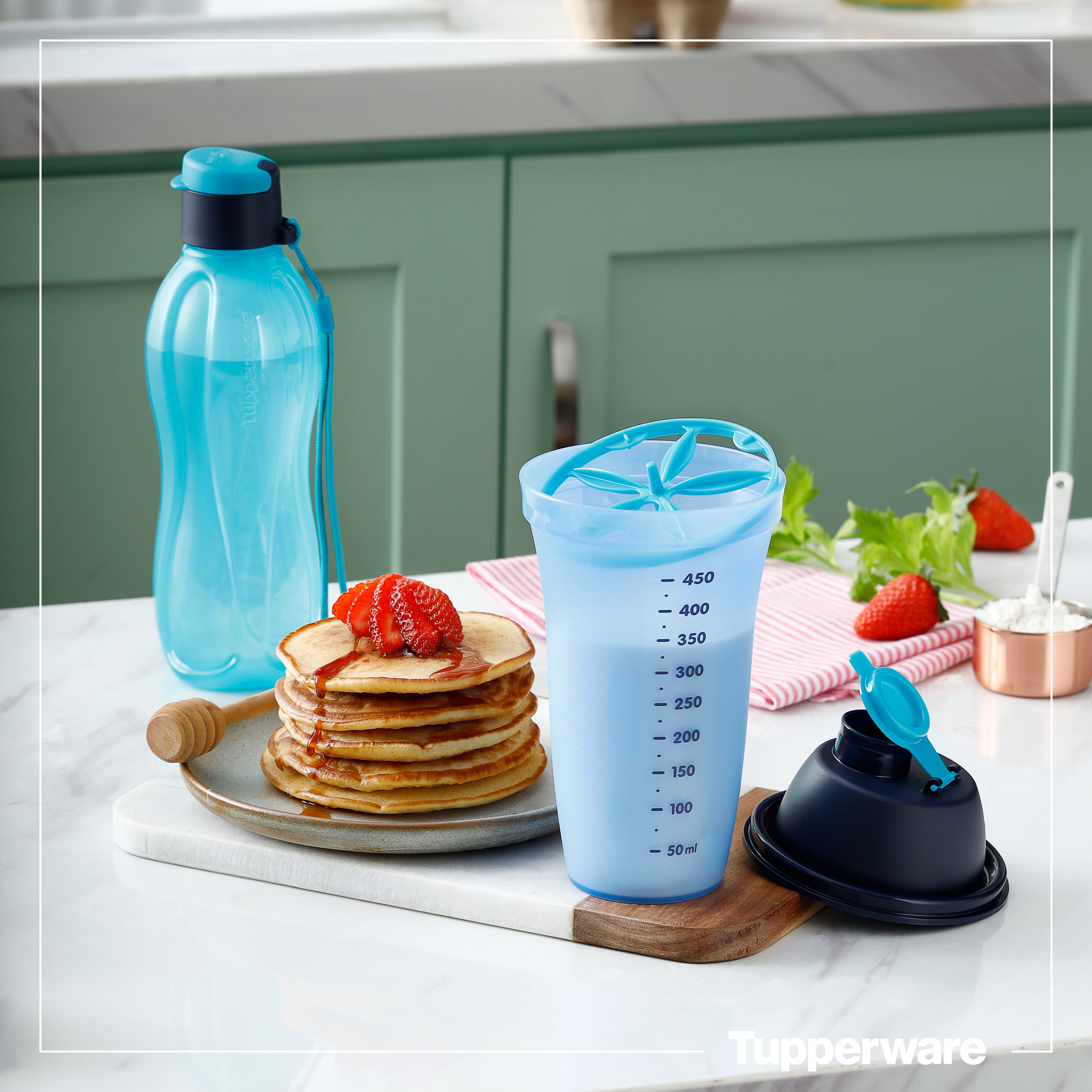 Bộ Memberkit Tupperware Shake N Go - Màu New