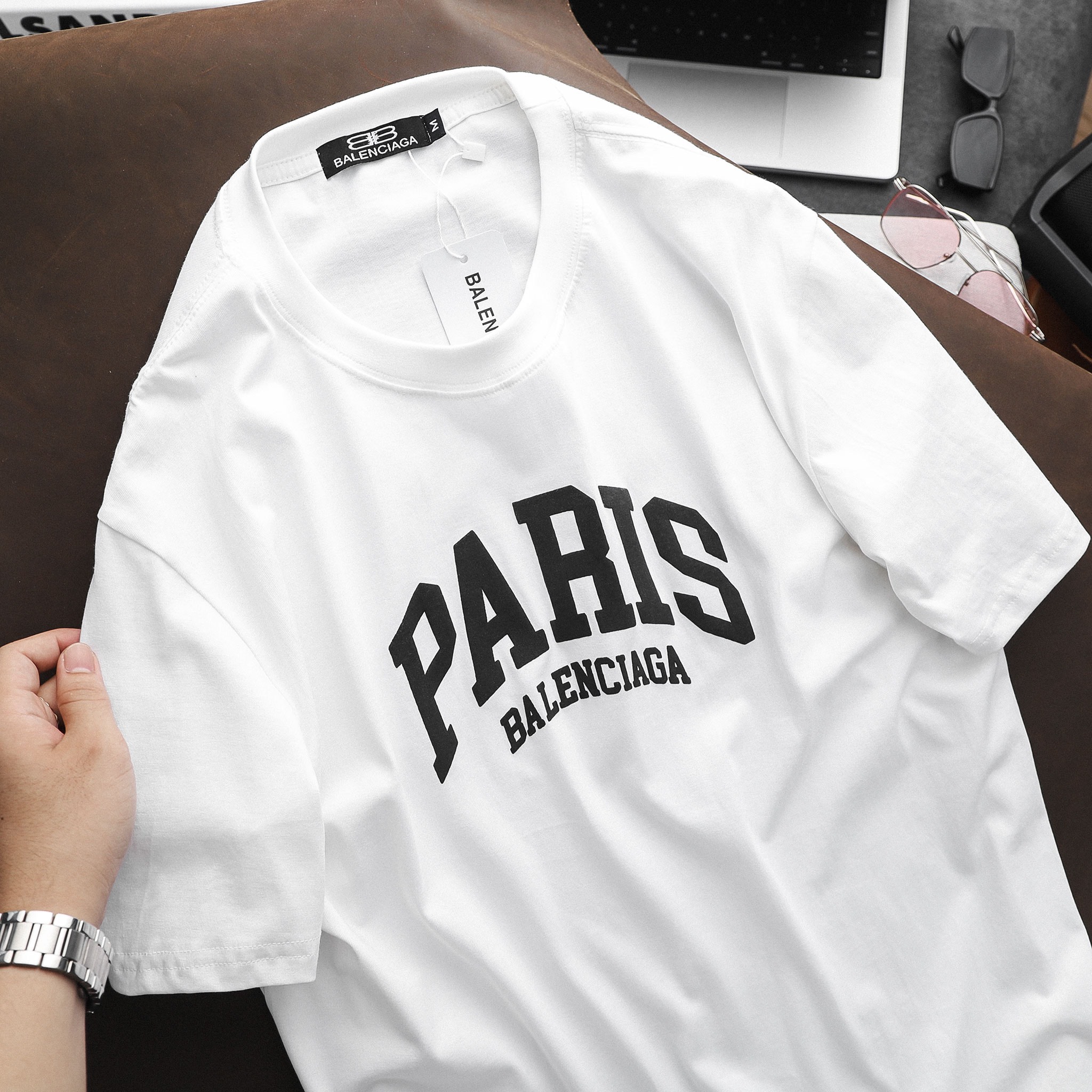 Áo thun VNXK PARIS BL xịn sò in nổi full tem tag 2 màu TRẮNG / ĐEN | LASTORE MENSWEAR