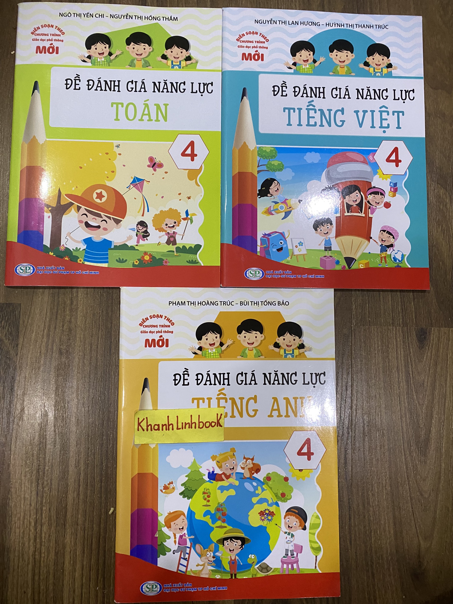 Sách - Combo Đề đánh giá năng lực Toán + Tiếng Việt + Tiếng Anh 4 (KP)